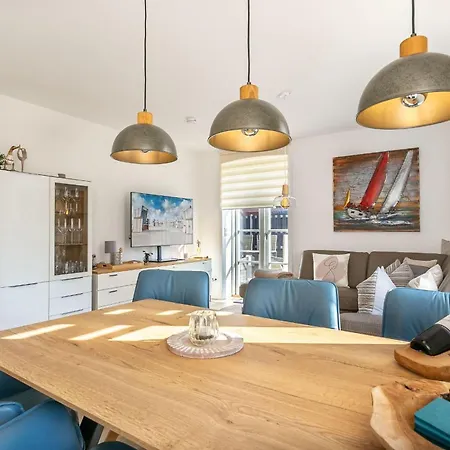 Holiday home Haushaelfte-29b-rechts-id-502